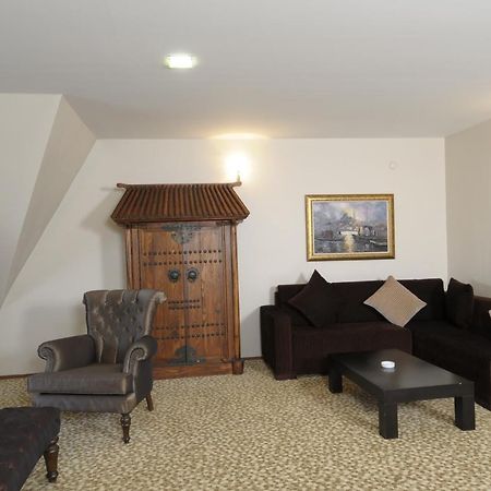 Bahira Suite Hotel Istanbul Bagian luar foto