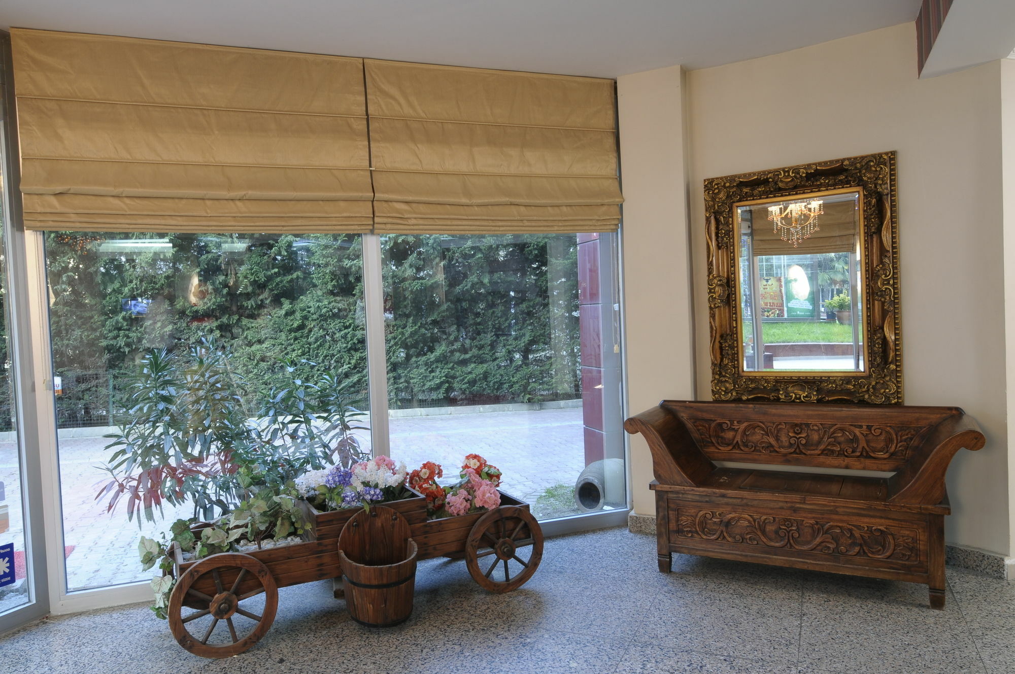 Bahira Suite Hotel Istanbul Bagian luar foto