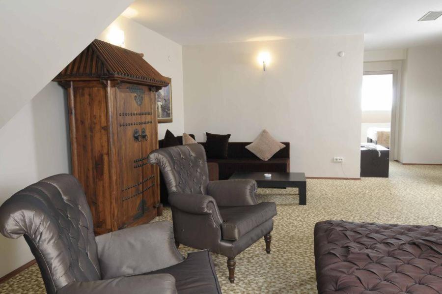 Bahira Suite Hotel Istanbul Bagian luar foto